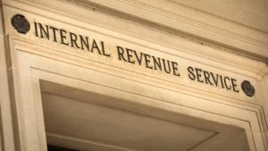 美国国税局发布新版加密税表草案，并征询公众意见